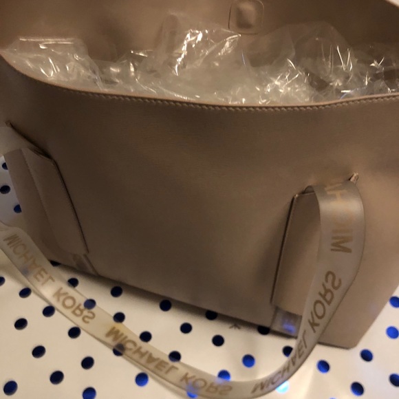 Michael Kors large tote - Picture 3 of 3